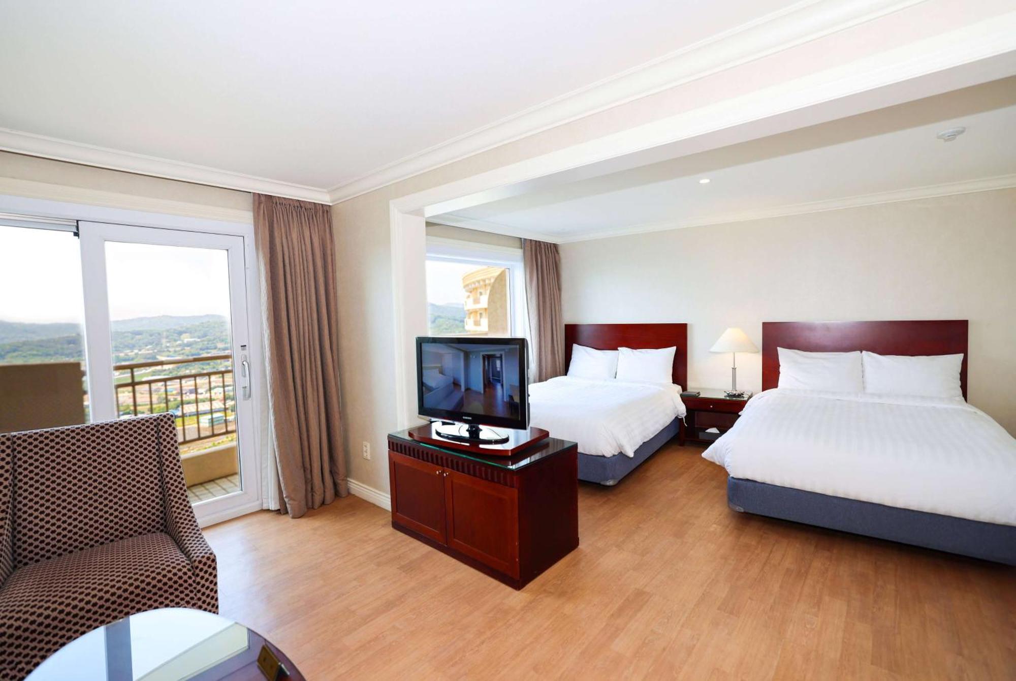 La Vie Dor Hotel And Resort, Trademark Collection By Wyndham Hwaseong Екстериор снимка